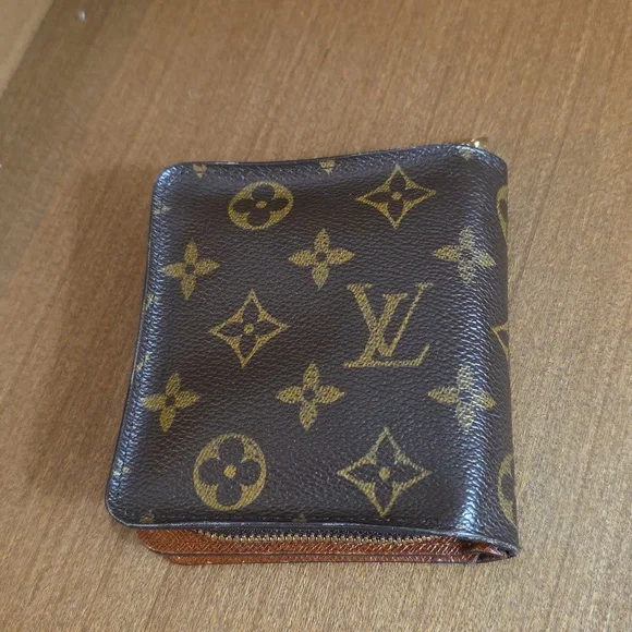 Louis Vuitton Monogram Compact Zip Wallet Cardholder in Brown and Gold - Picture 3 of 15